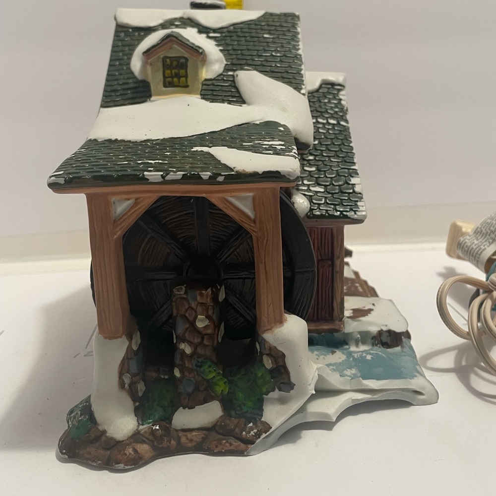 Holiday Decor - Picture 6 of 8